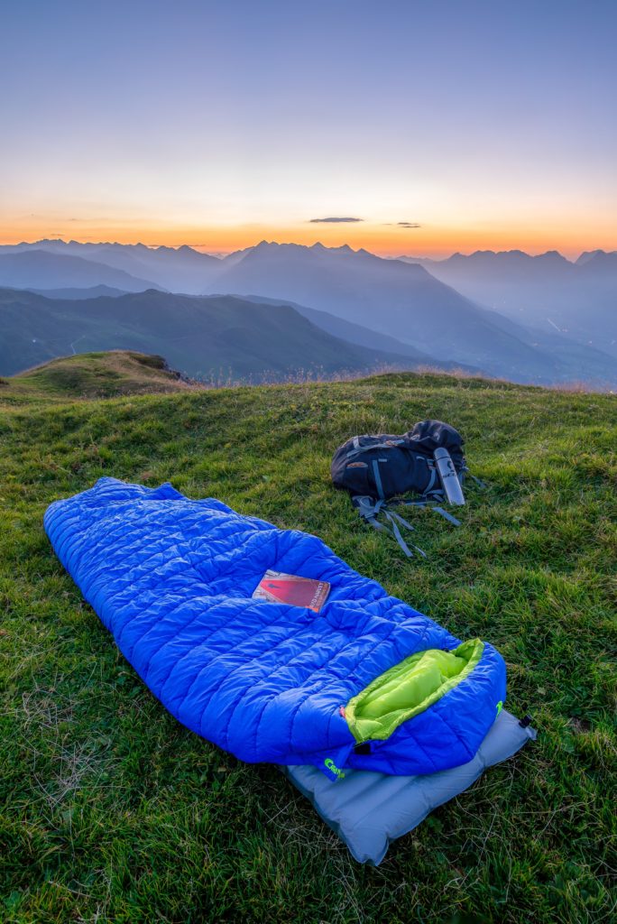 best backpacking sleeping bag under 200